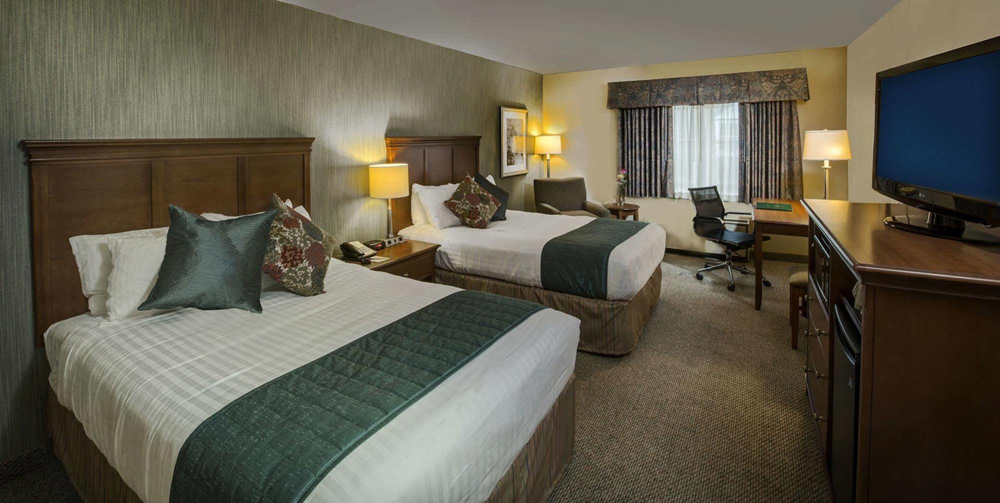Capital Plaza Hotel Clinton Esterno foto